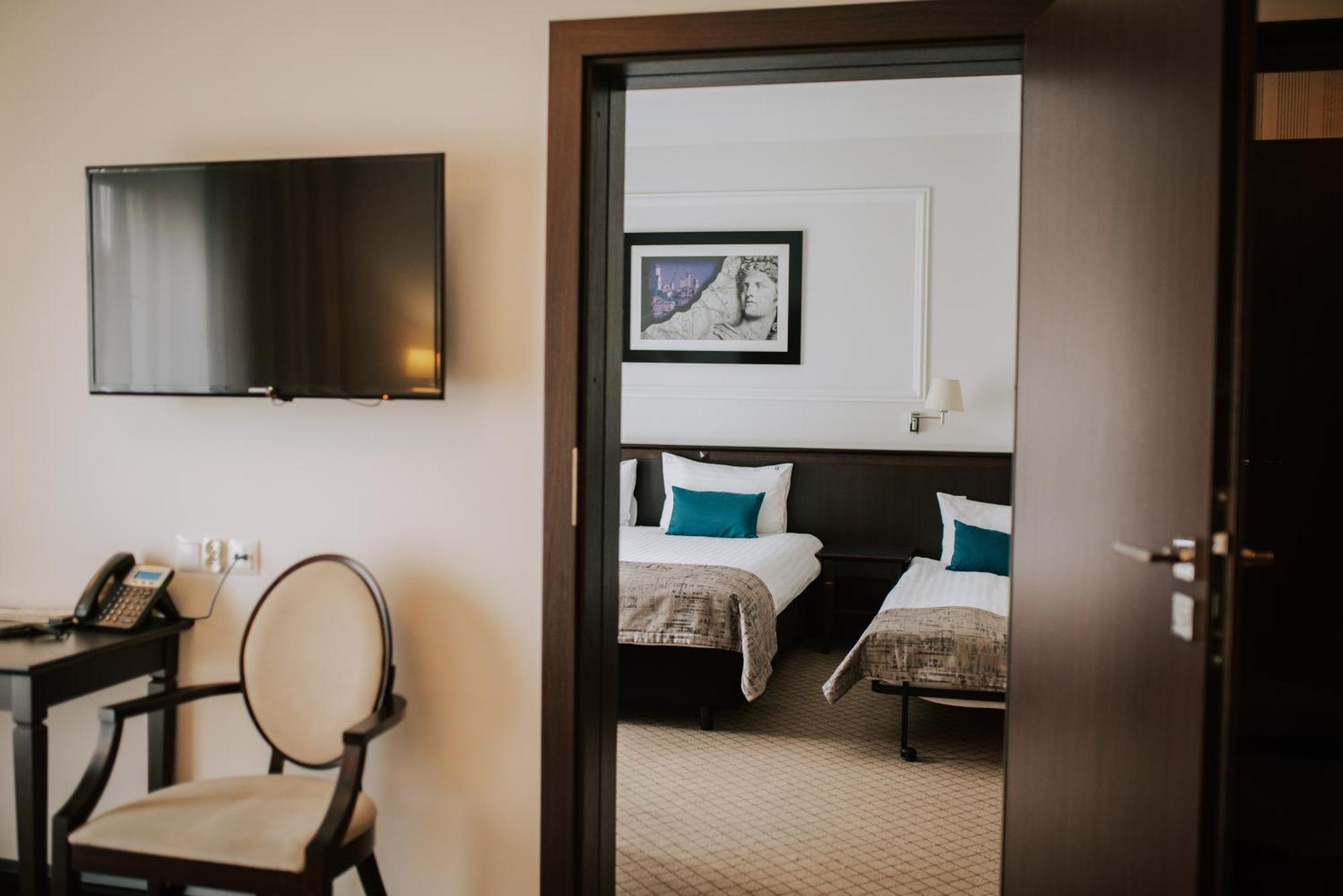 Toscania Hotel Włoszakowice